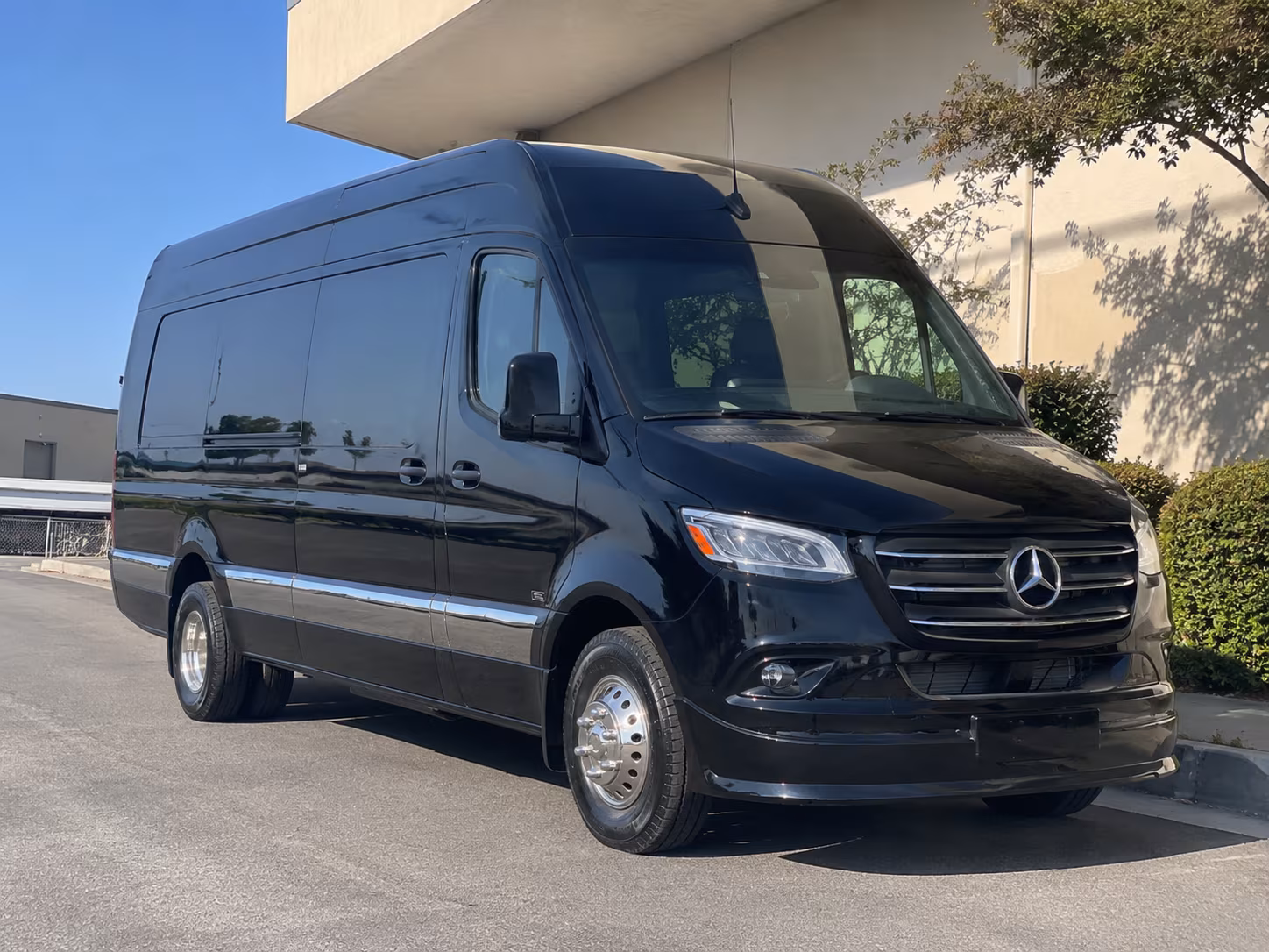bus rental options for sunnyvale trips