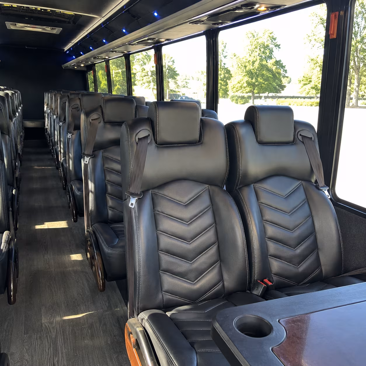 minibus rentals for smaller venues and club shows in the south bay