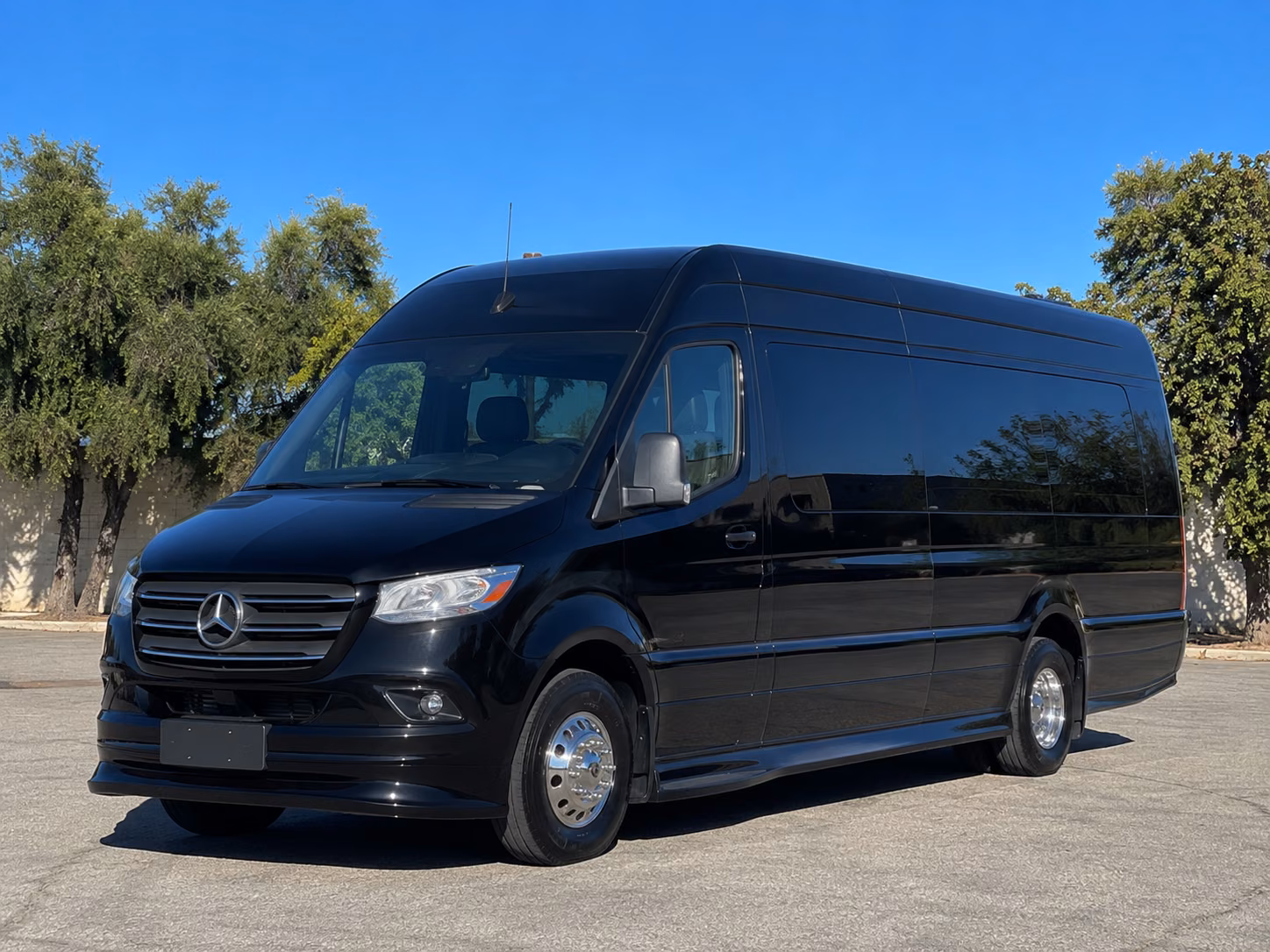 secure transportation for your next convention or trade show 1