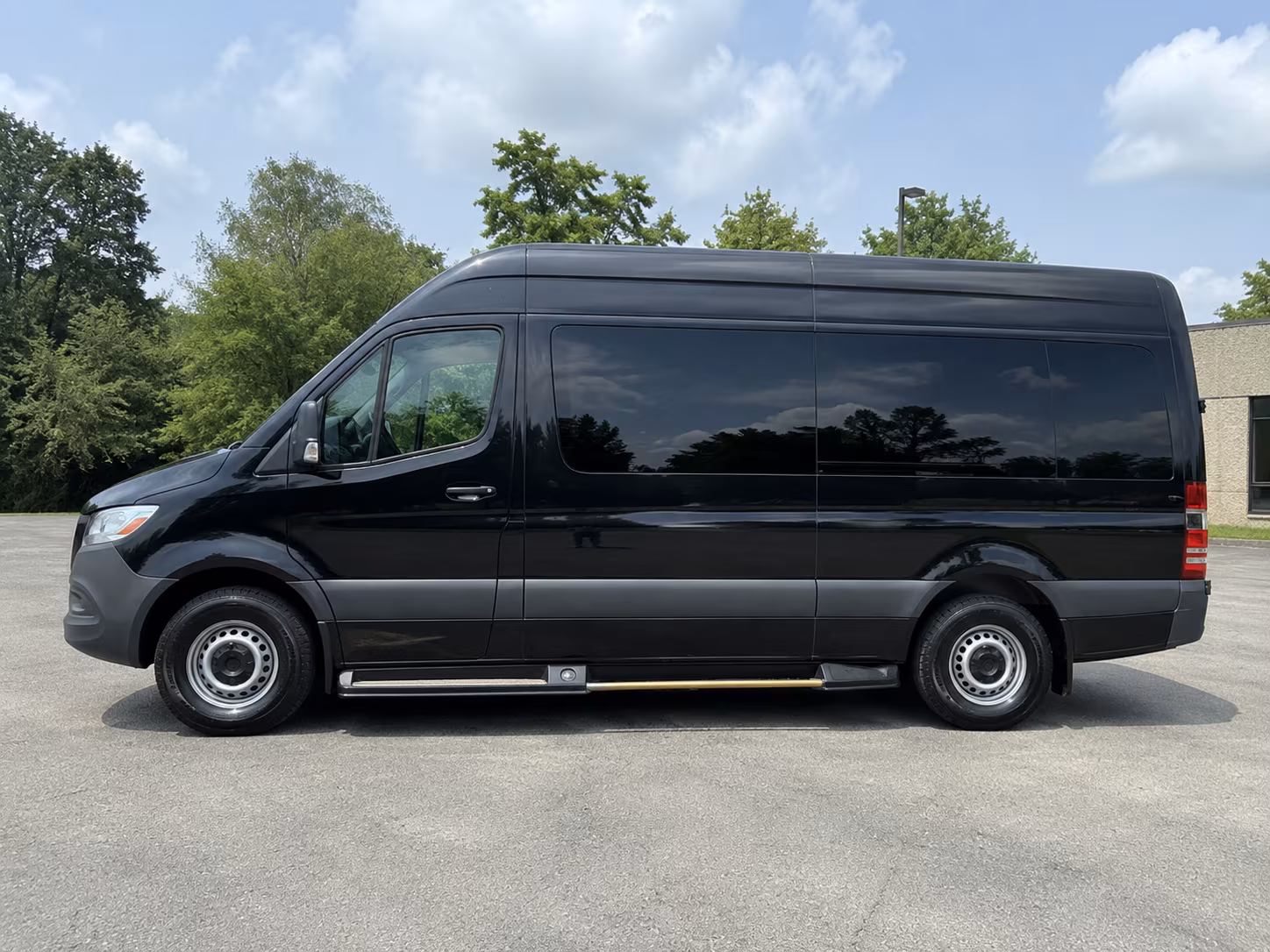 secure transportation for your next wedding 2