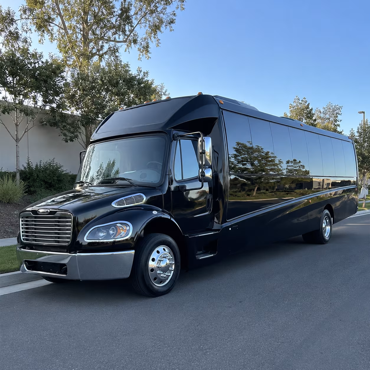 sunnyvale 20 passenger minibus