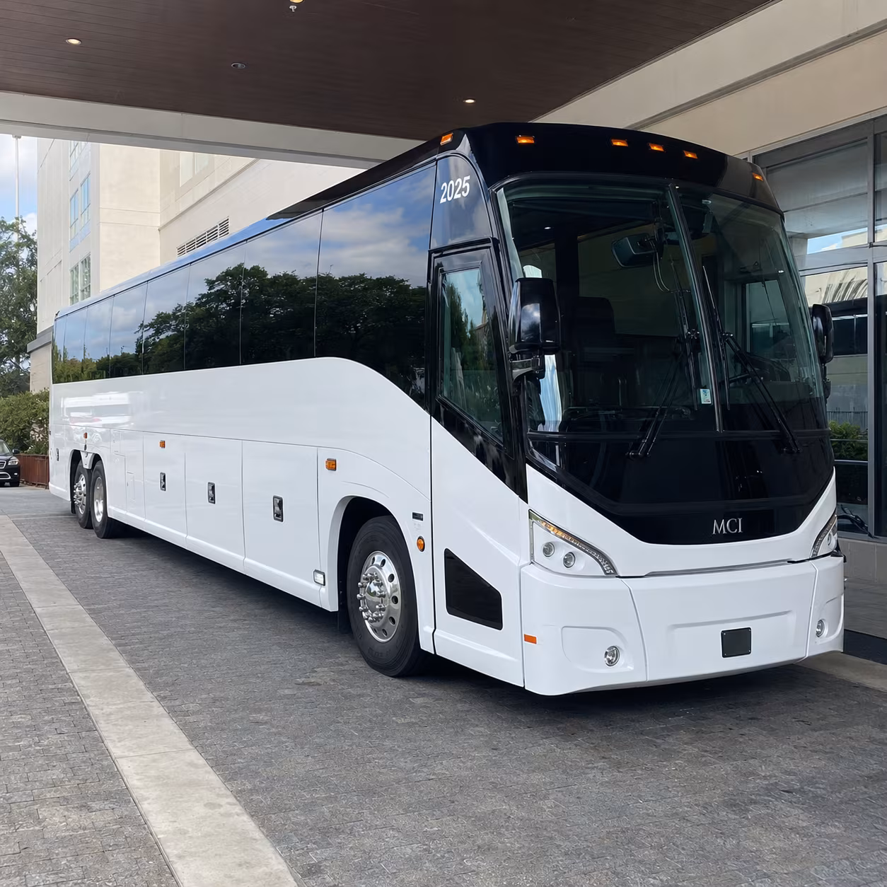sunnyvale 54 passenger charter bus